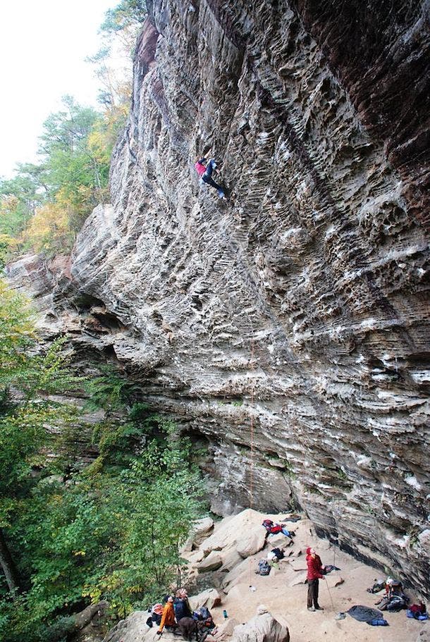 Red River Gorge, KY Kentucky’s Red River Gorge Geological Area contains over 160 natural rock archways, a number surpassed only by Arches National Park in Utah. Double…