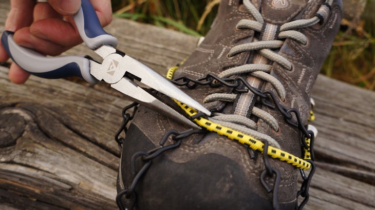 Make Snow Traction With a Bungee Cord Do the same with the bungee cord hooks.