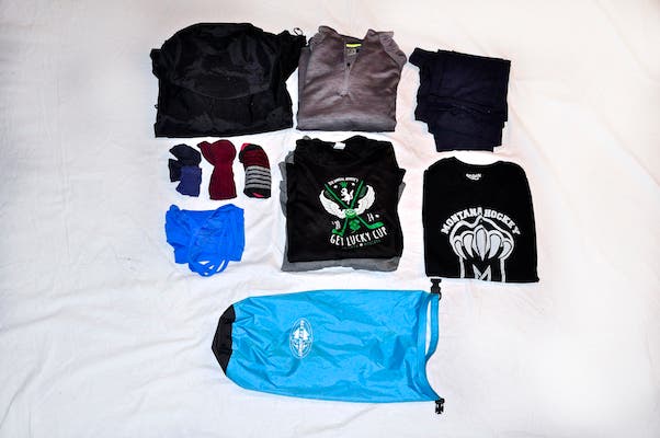 how to pack a backpack efficiently