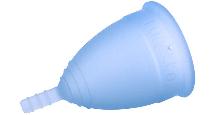tips for female thru-hikers: use a menstrual cup