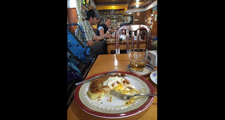 Lukla teahouse everest base camp - teahouse