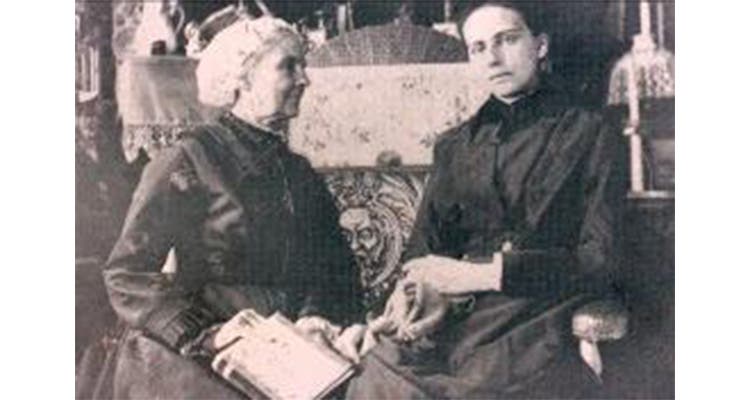 outdoor moms - Lucia Pychowska