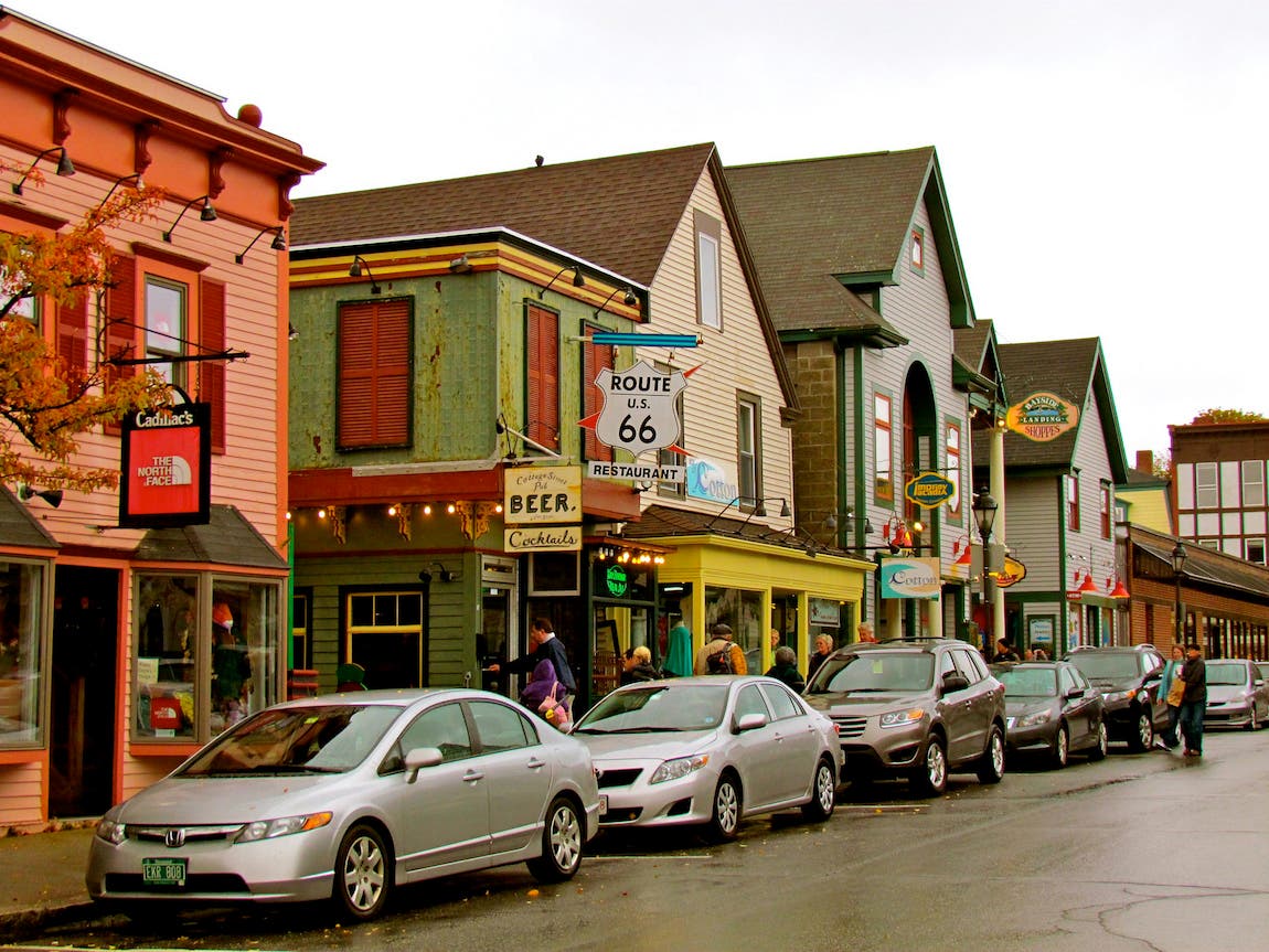 best national park towns - Bar Harbor, Maine