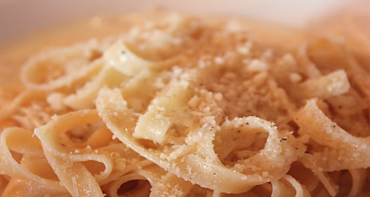 "fettuccine alfredo"