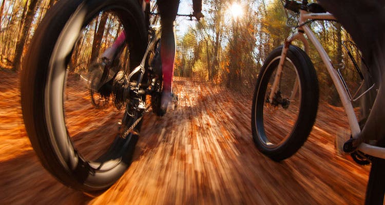 BP0516IG_iStock_000086124821fallmntbike (Photo by iStock)