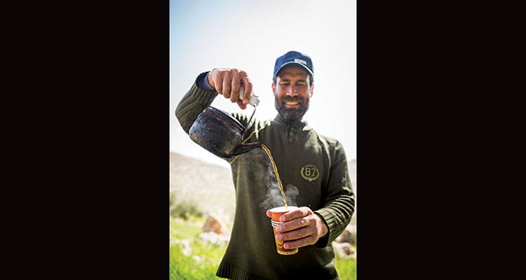 Trailside tea west bank