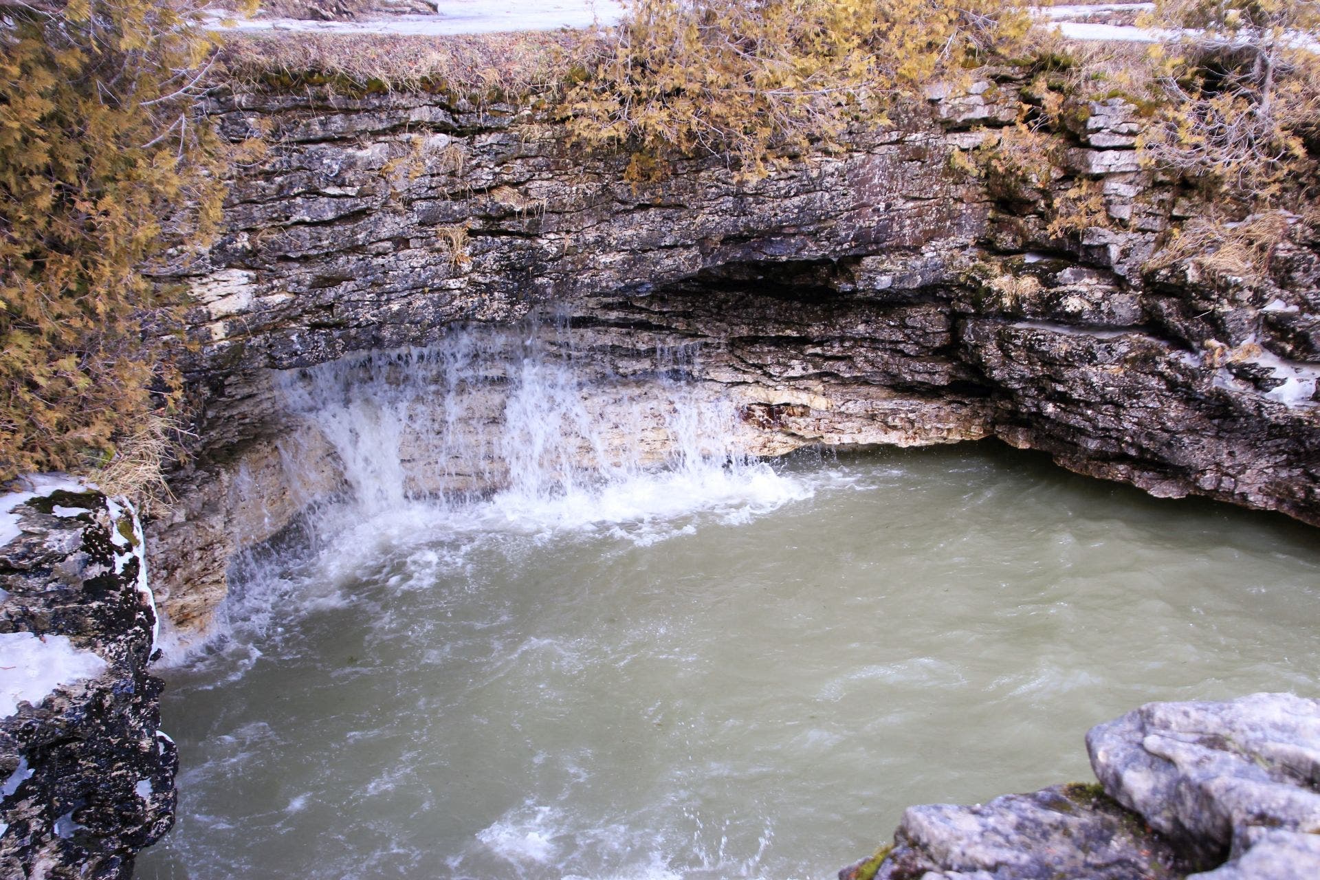 Crashing waves at Cave Point