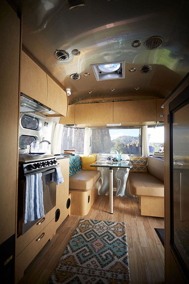 inside the trailer: thor basecamp