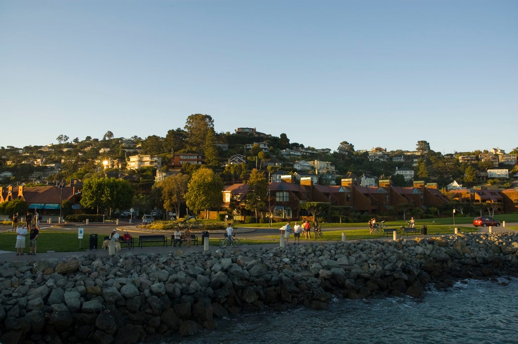 Tiburon Housing Development Threatens Popular Trails