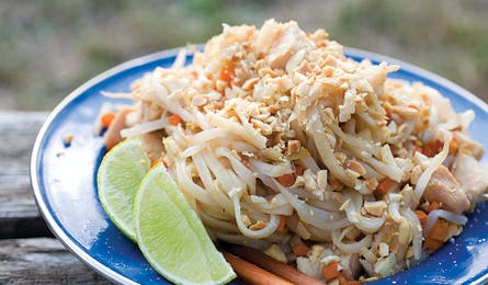 Skills Dirtbag/gourmet November 09 Spicy Pad Thai 445x260 19815 skills dirtbag/gourmet november 09 spicy pad thai