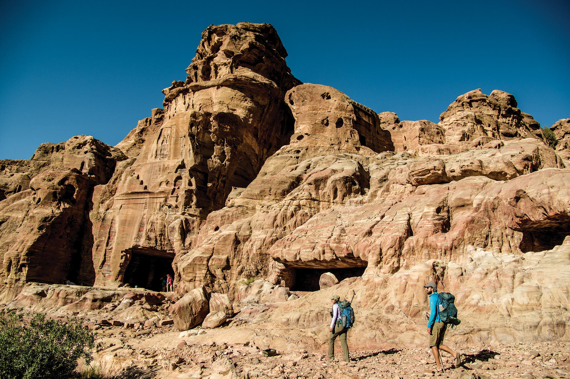 BP0118JORDAN_BFullerton131107-3177 Ancient tombs in Jordan