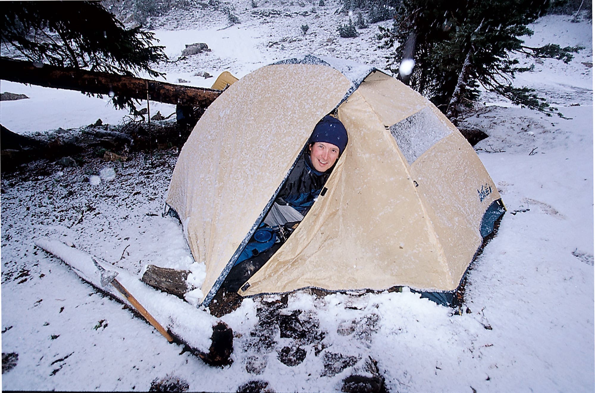2002_EC-REI editors choice 2002 rei tent