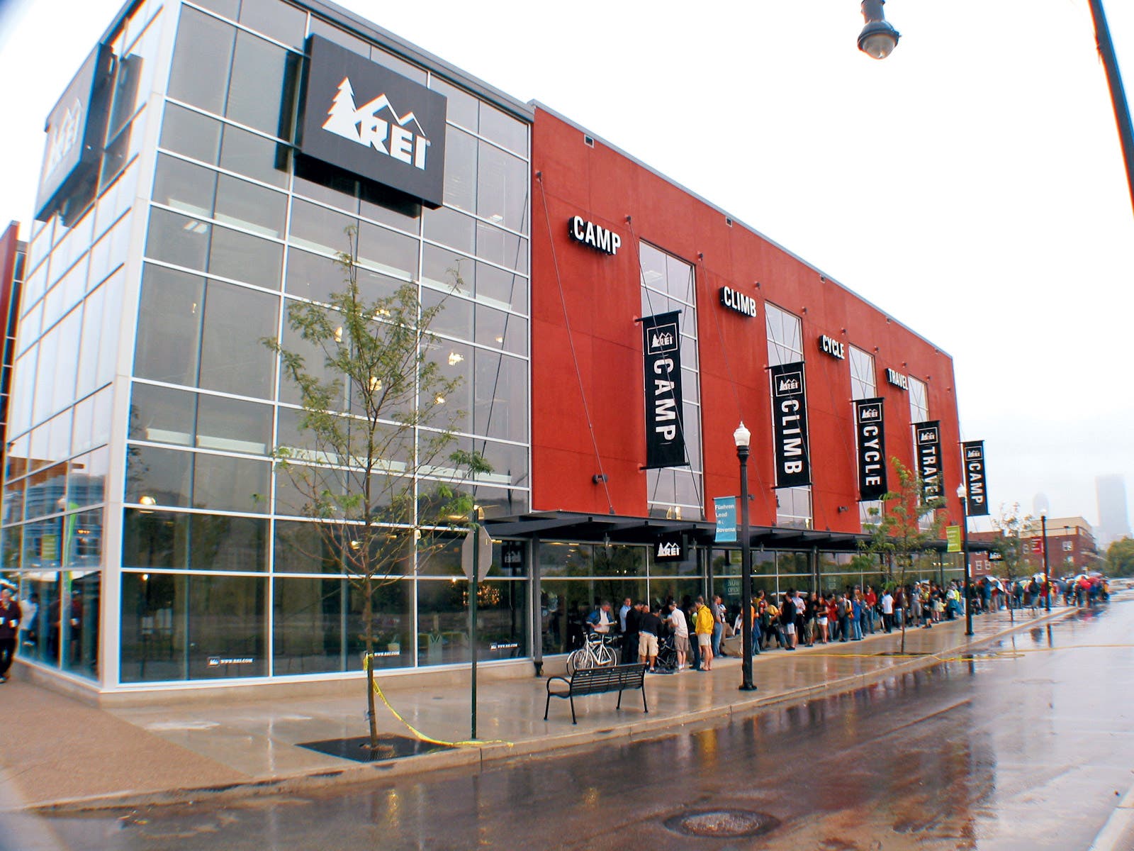 2007_BP0407EDCH21 editors choice 2007 rei global warming initiative