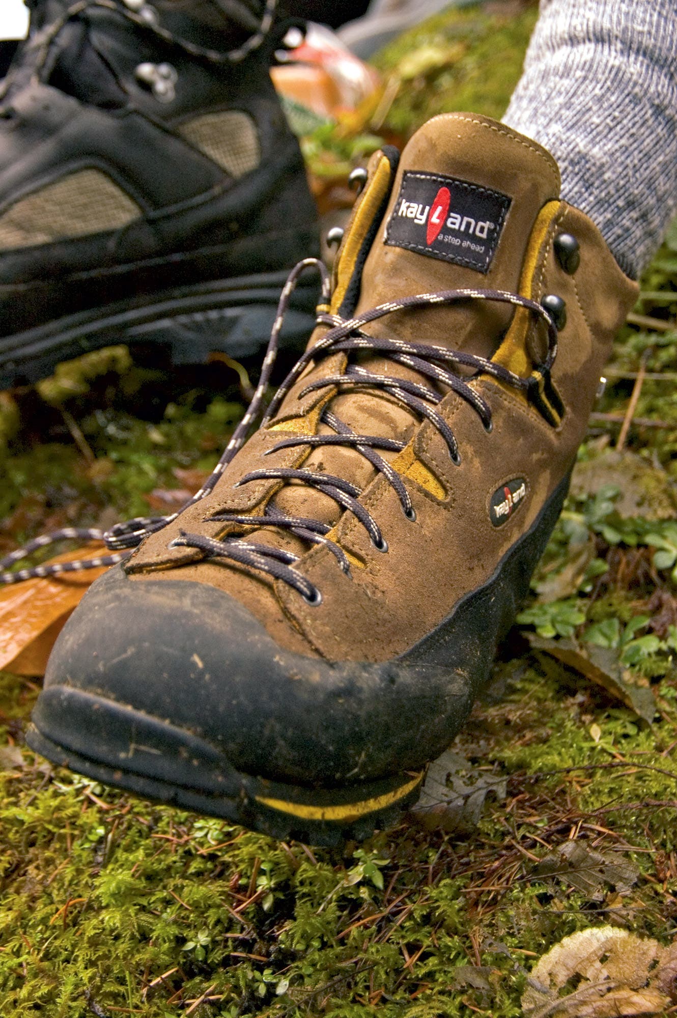 2007_BP0407EDCH8 editors choice 2007 kayland boots