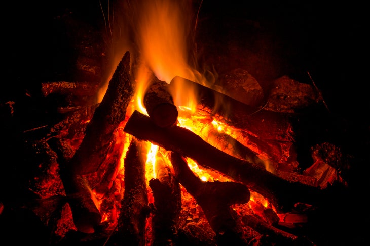 15683193341_7a3594dd53_k campfire