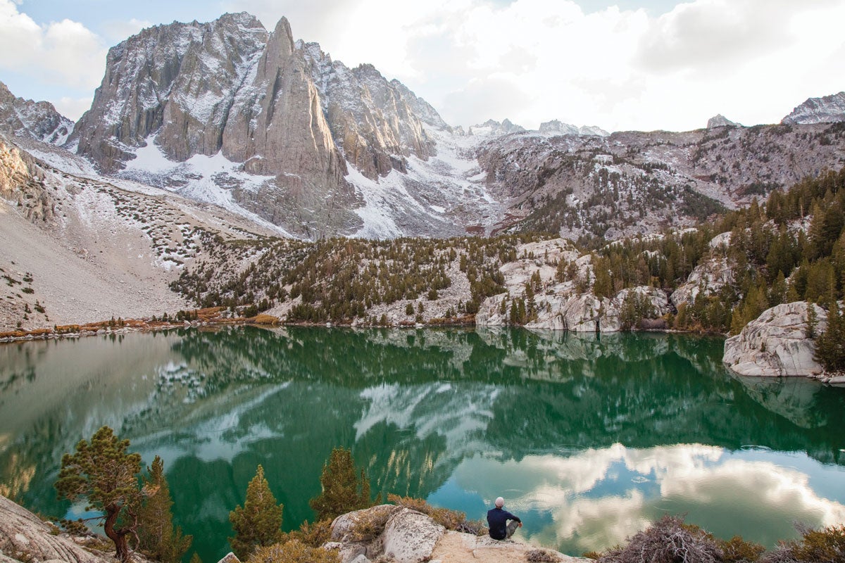 Hike Alpine Lakes in the John Muir Wilderness California