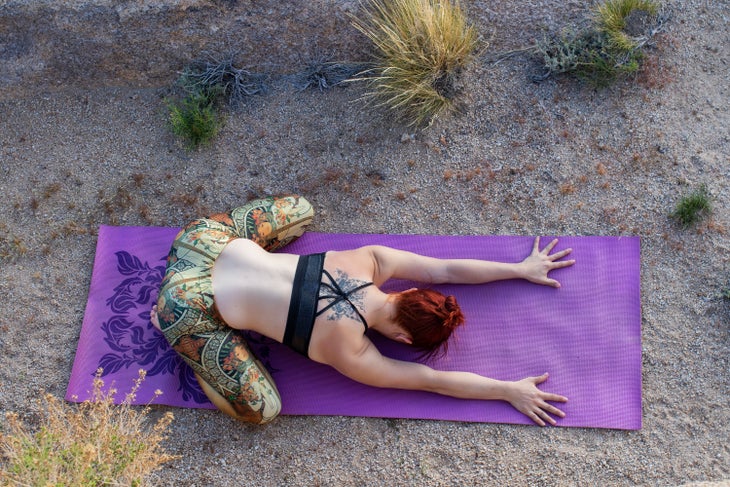⛺️Yoga poses for your tent PART 2! Hiking all day can really put