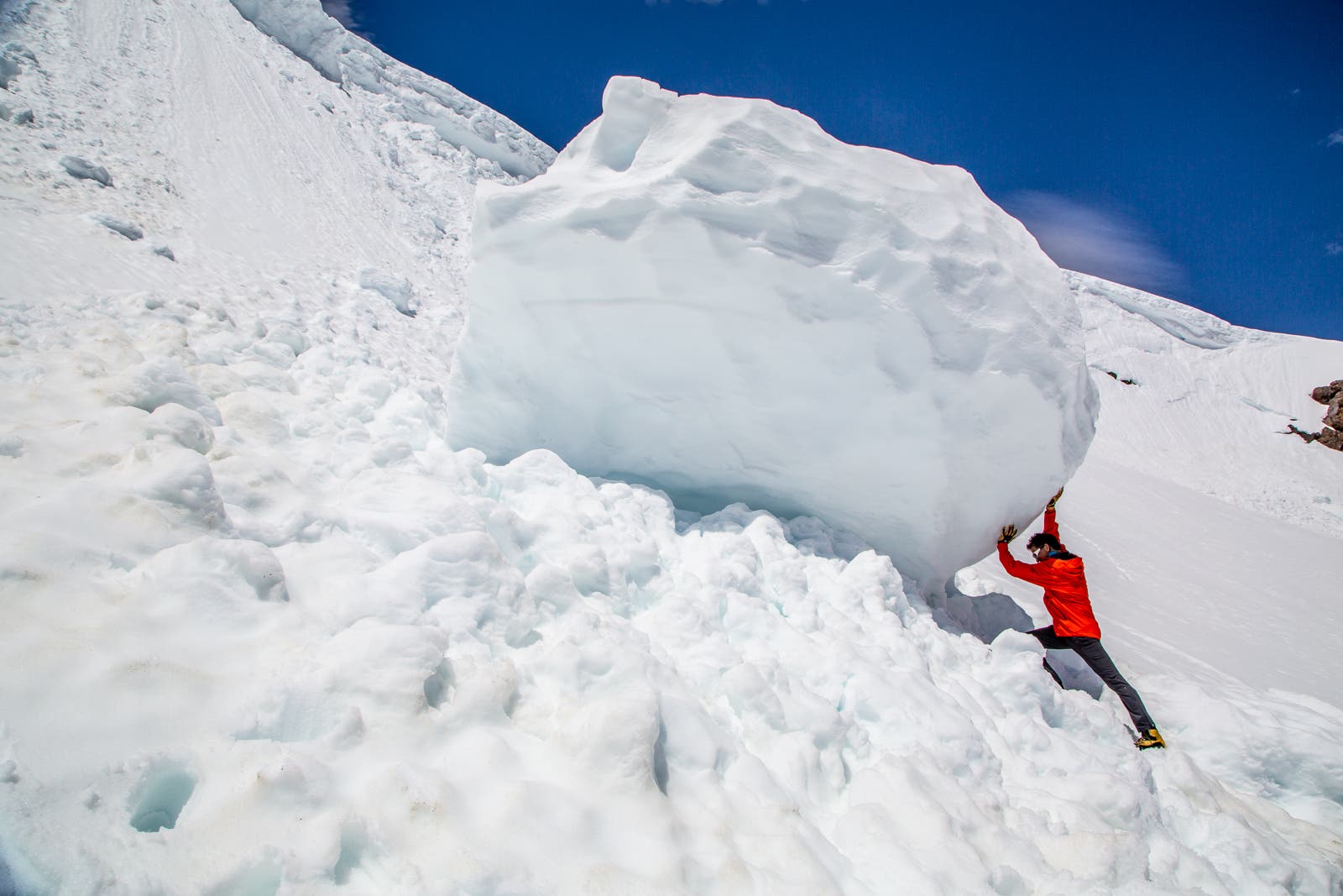 Bight Gear Founder and CEO Peter Whittaker takes Bight Gear out for a lap.