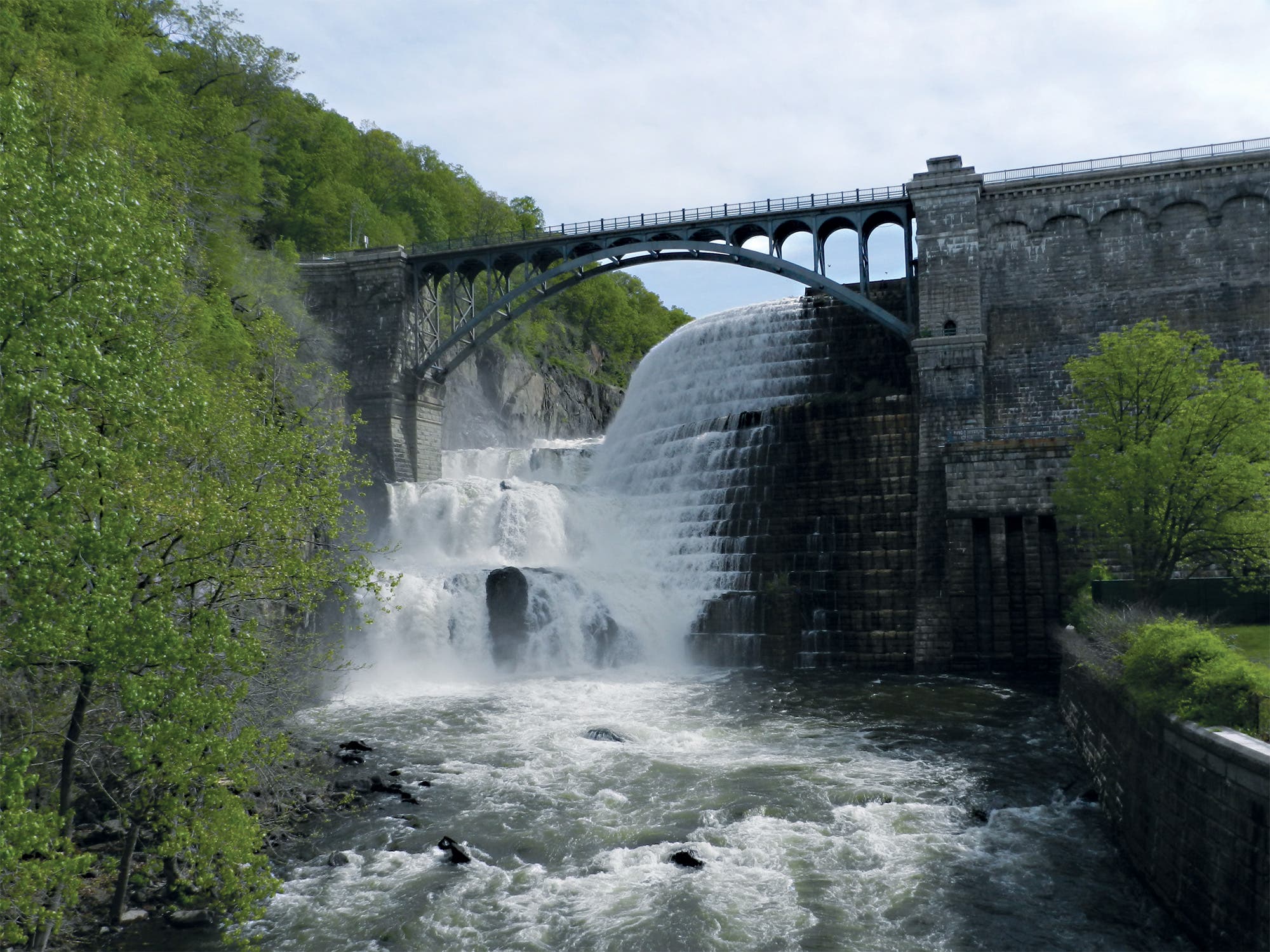 BP0518LocalNY_Merrily_CrotonDam Best Local Hikes New York City Croton Dam