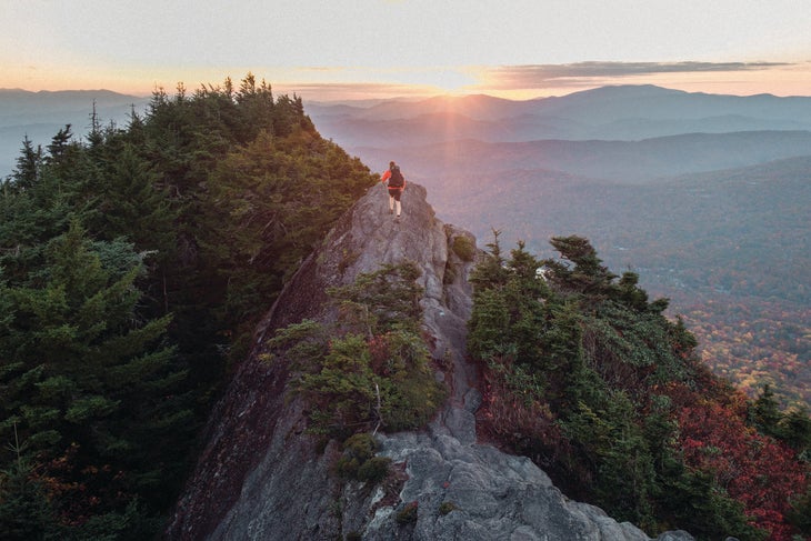 15 Ledge Hikes That Will Make Your Palms Sweat