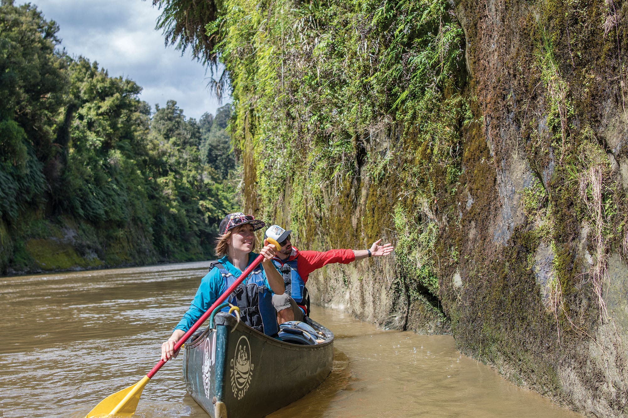 Canoeing the Whanganui