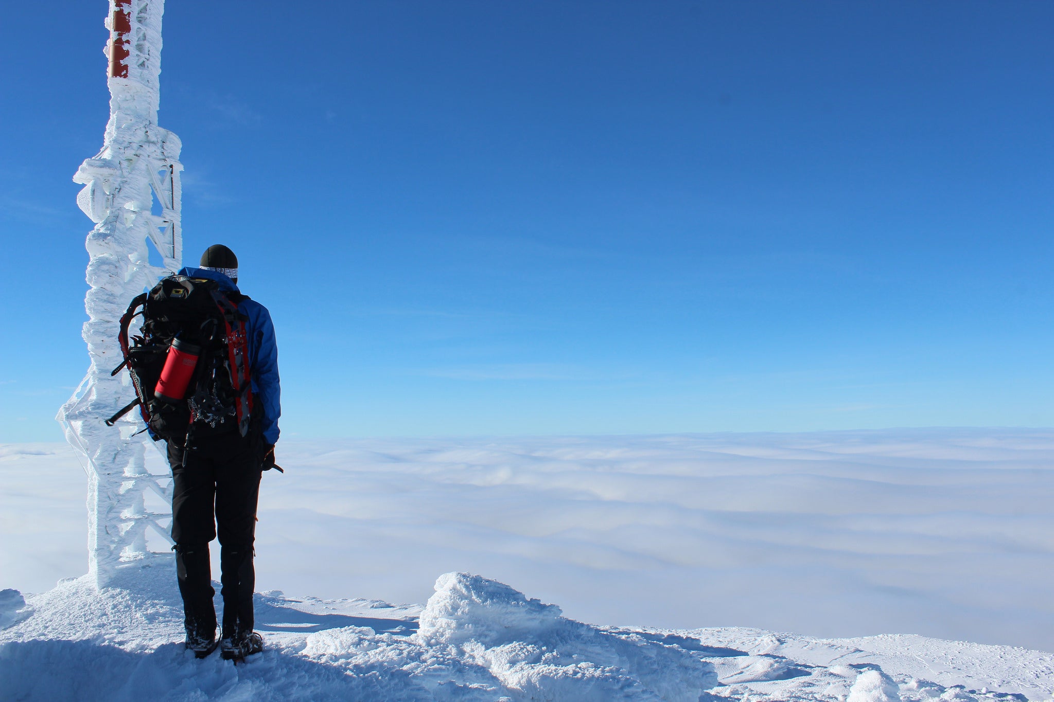 Hiking snow clearance mountain