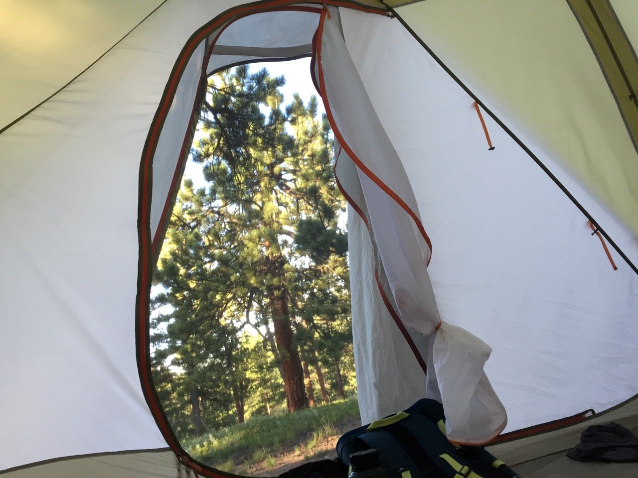 "tent"