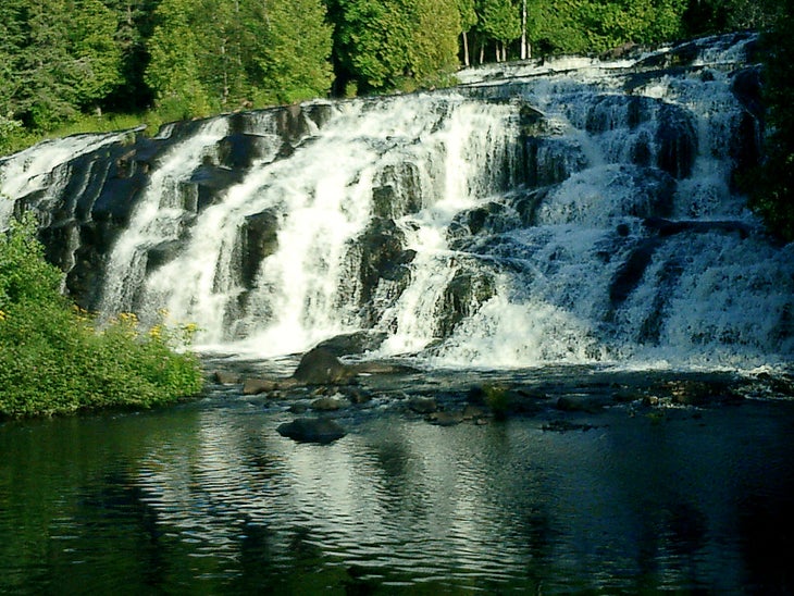 Bond_falls None