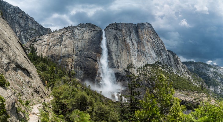 yosemite-falls Yosemite Falls