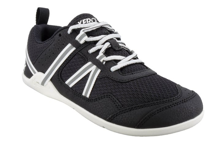 Prio-Men-White-Black-3-4 None
