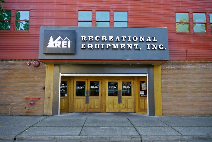 rei None