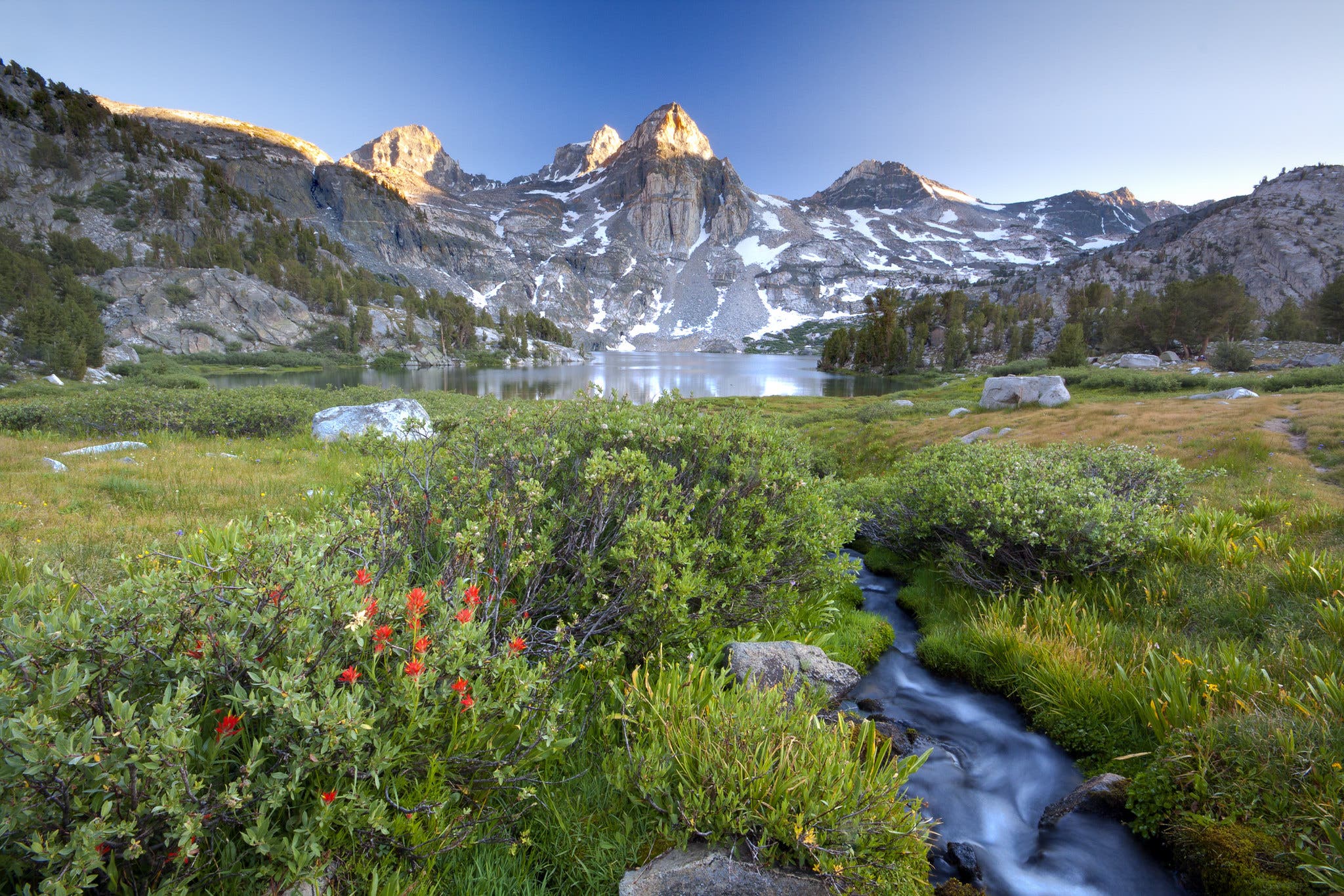 Best Hikes in Kings Canyon National Park Rae Lakes