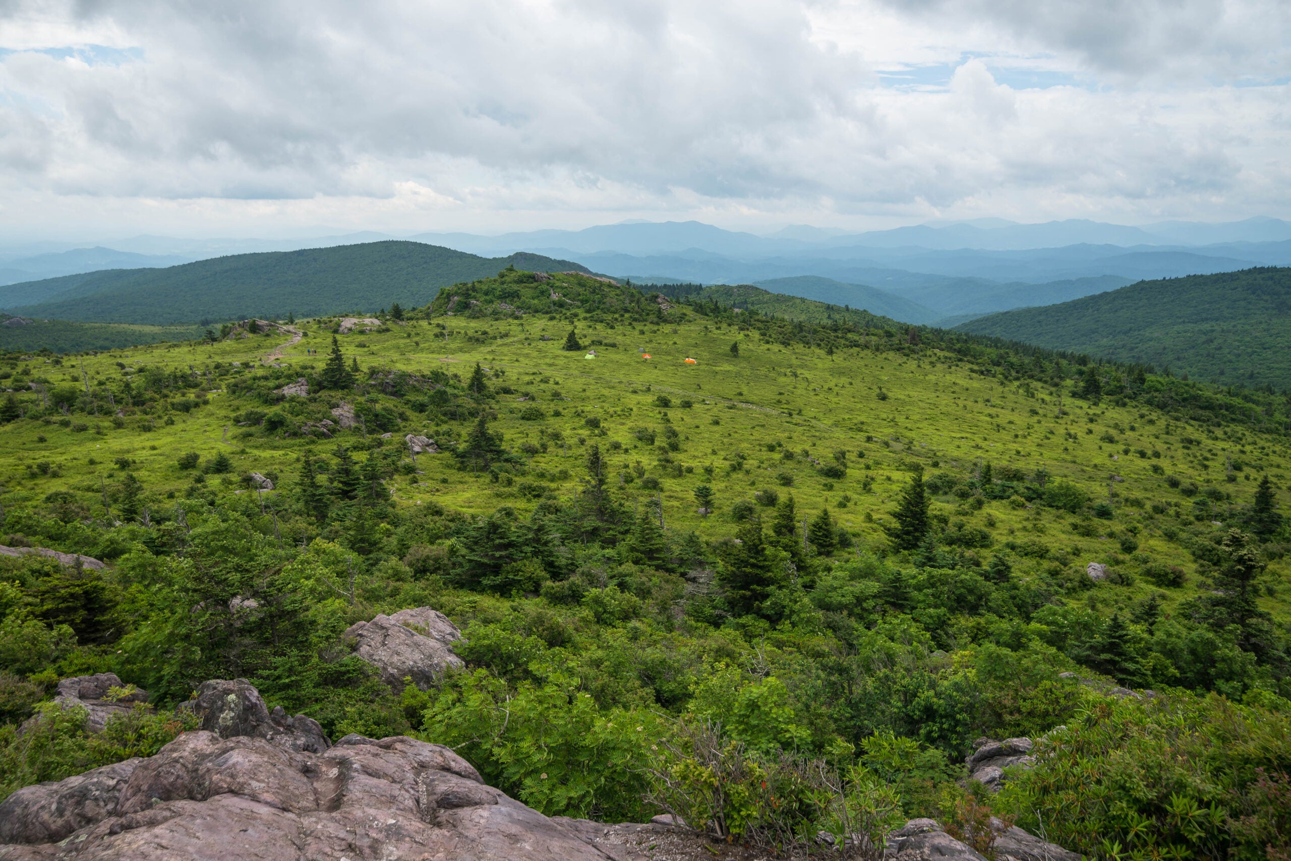 The 5 Best Hikes on the Appalachian Trail as Chosen By a Thru Hiker Backpacker