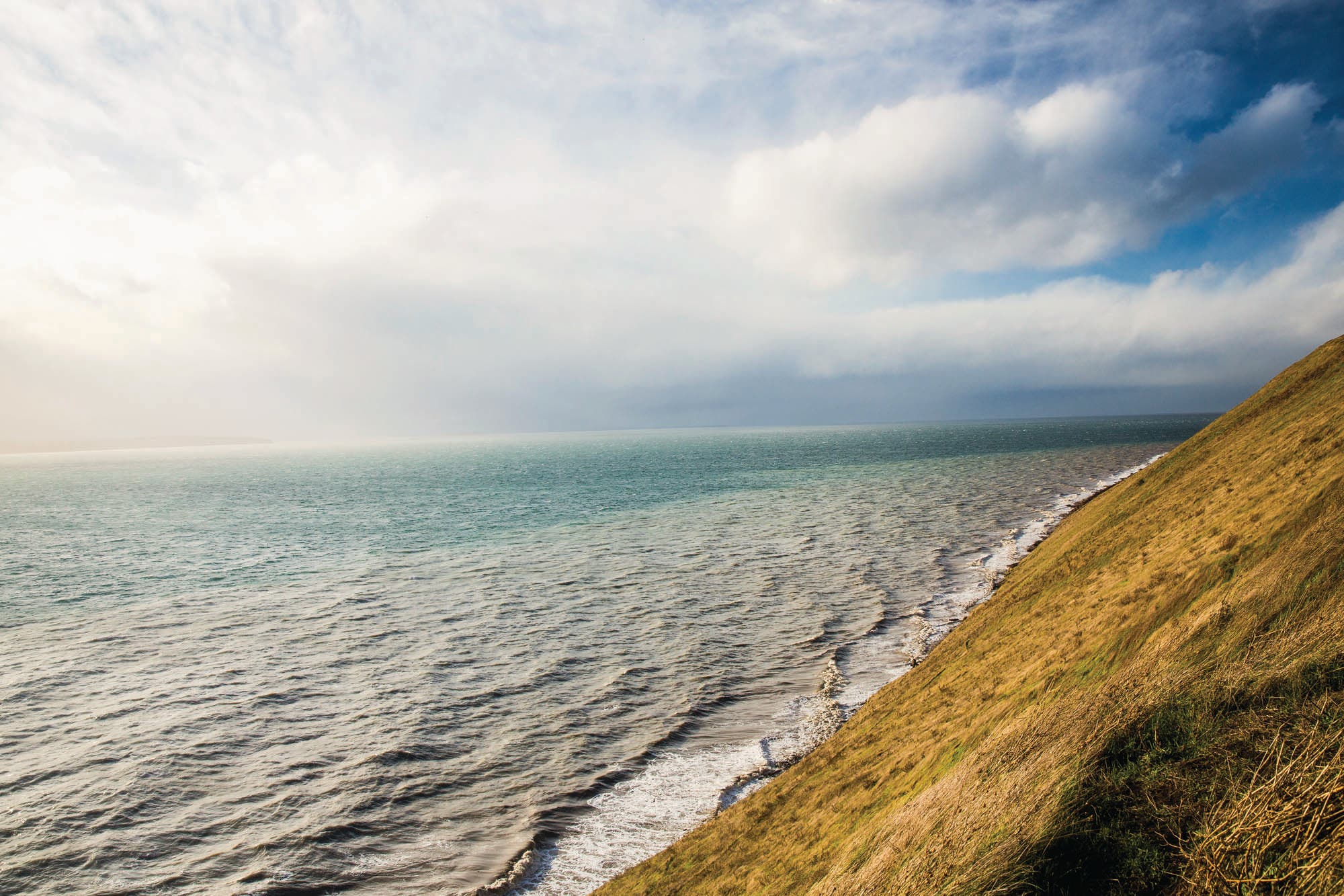 0520Feat_Troubleshooter_Ebeys22478303_bjk seaside