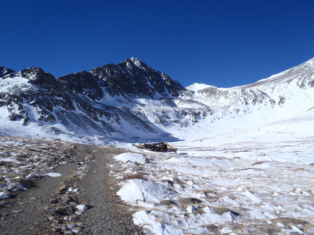 lower crystal lake None