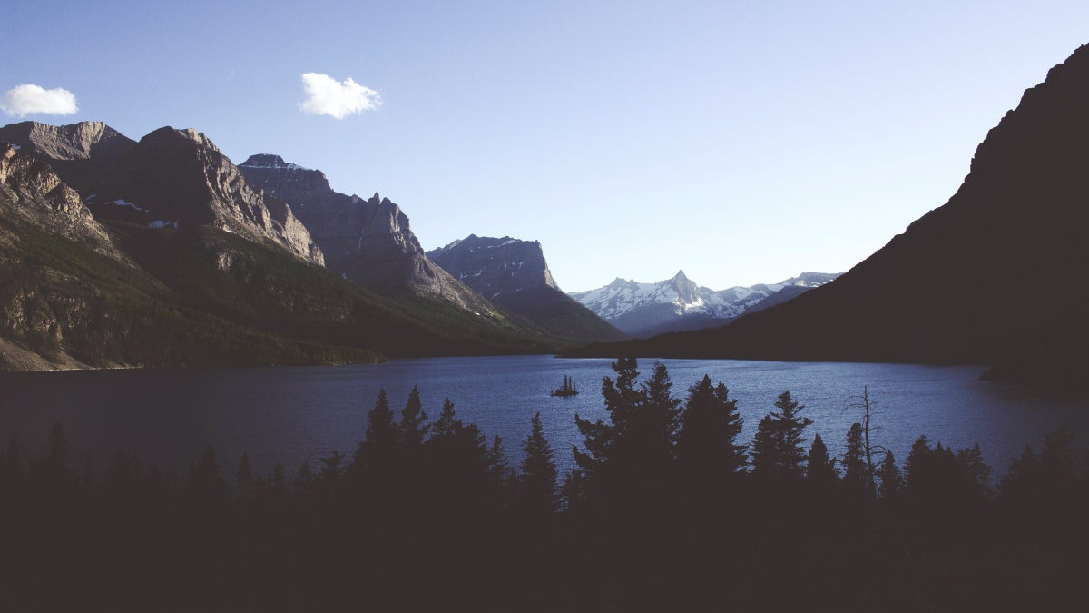 Traverse an Alpine Pass Between Glacier National Park's Iconic Lakes ...