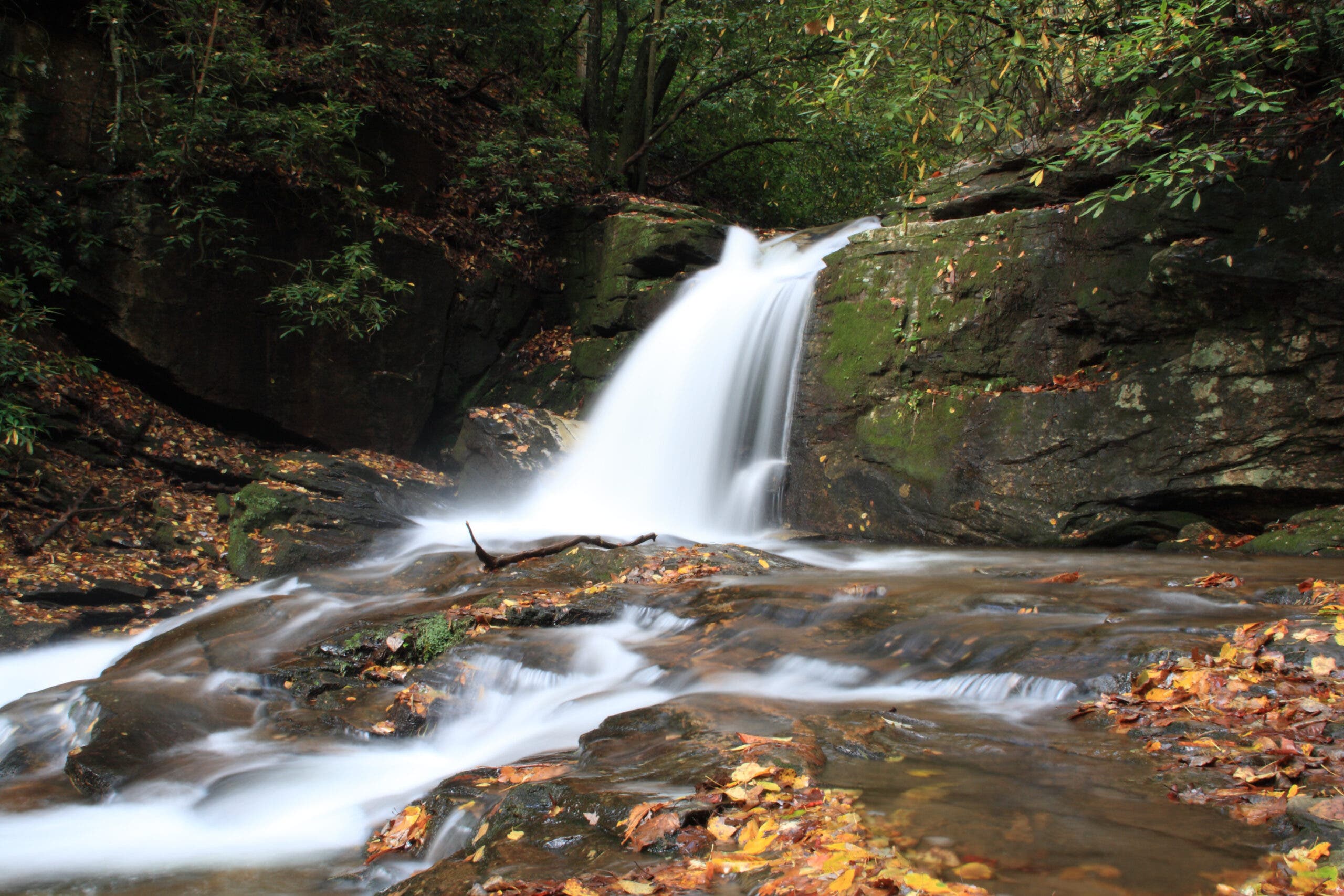 Dodd Creek Falls raven cliff falls