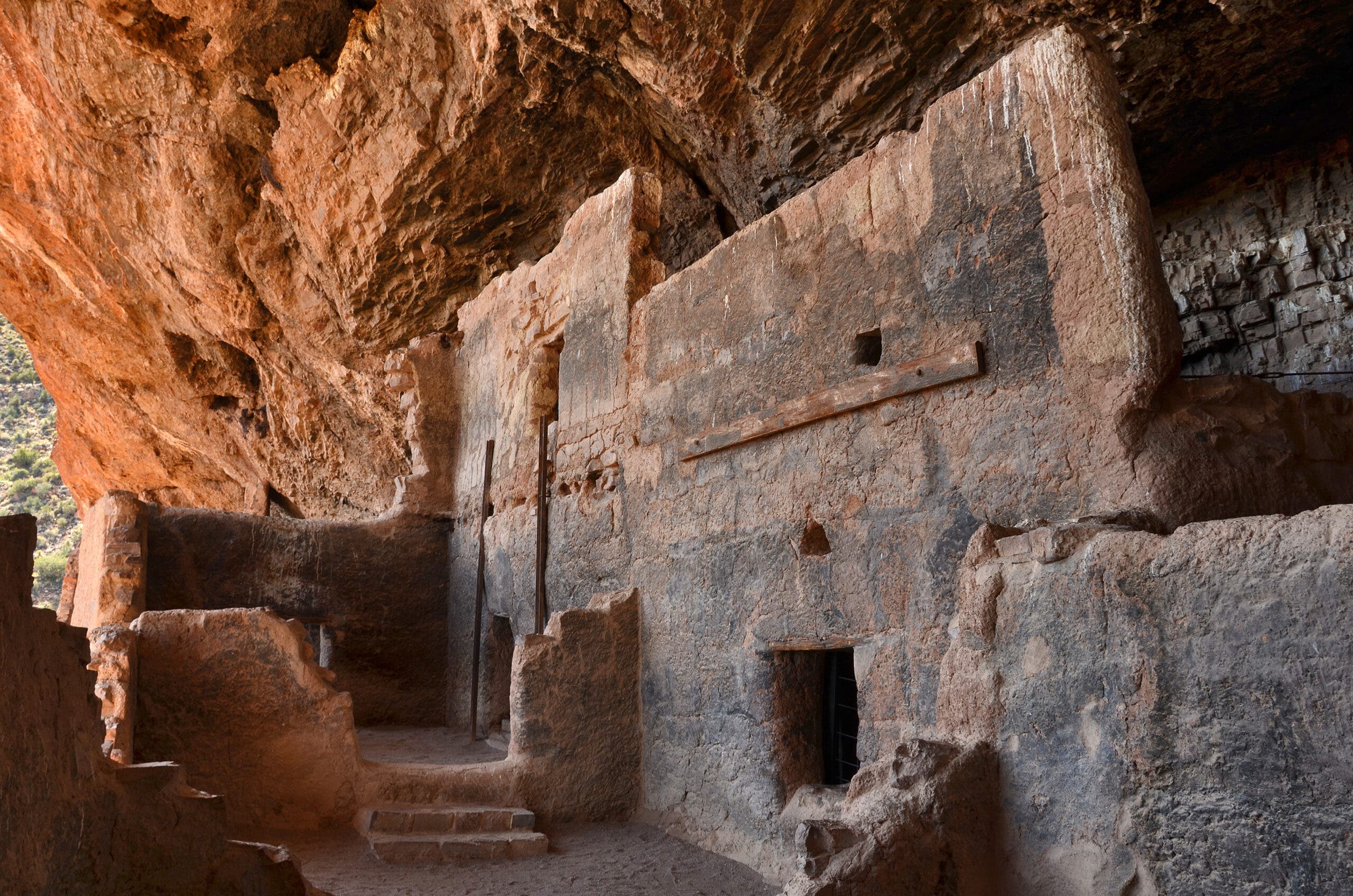 cliff dwellings at Tonto National Monument