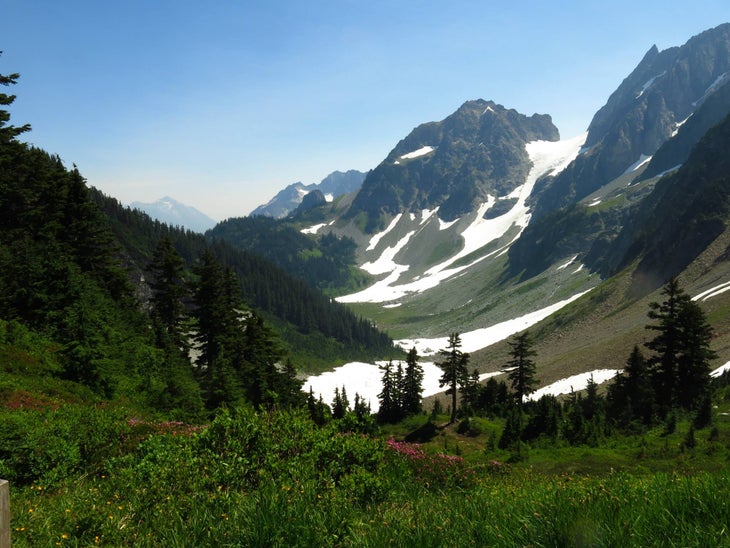 Cascade Pass