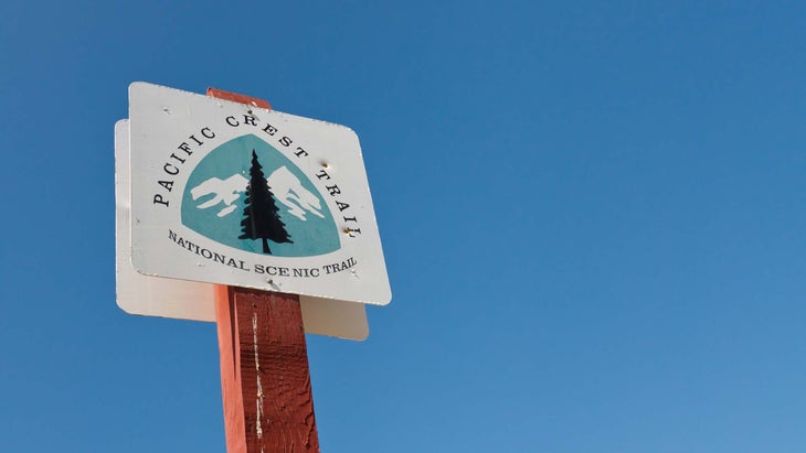 Rainy day on the trail? Here's what you should do - Pacific Crest Trail  Association