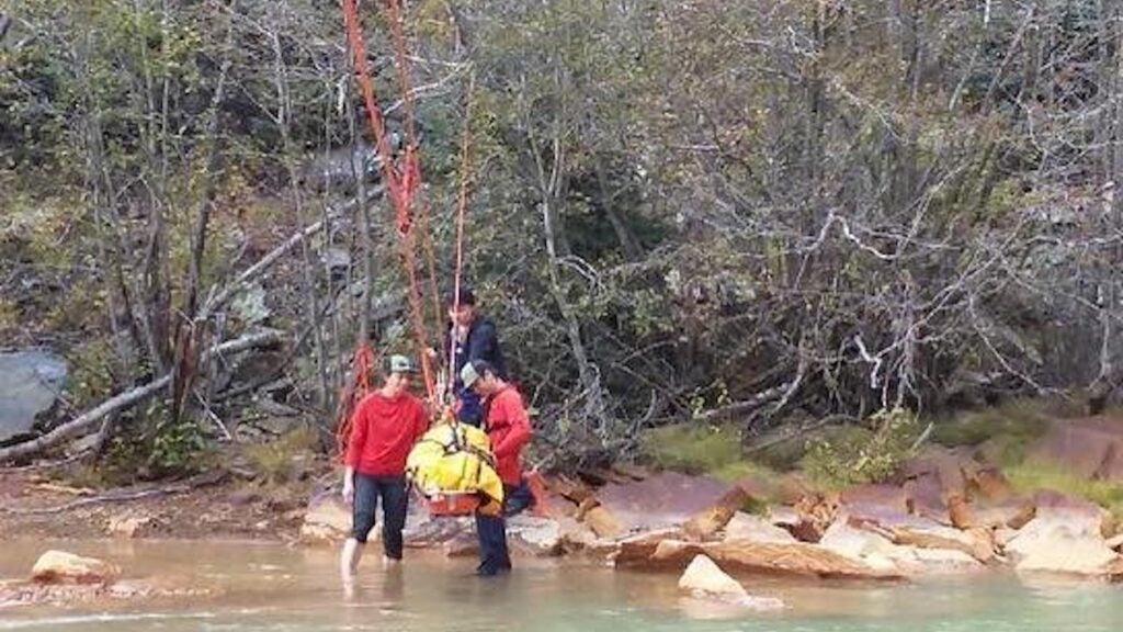 A Hiker Was Trapped in the Wilderness with a Broken Leg. She Was Saved