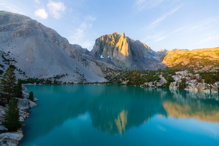 The Palisade Glacier Is the Southernmost Glacier in America. How Long Will  it Last? - Backpacker