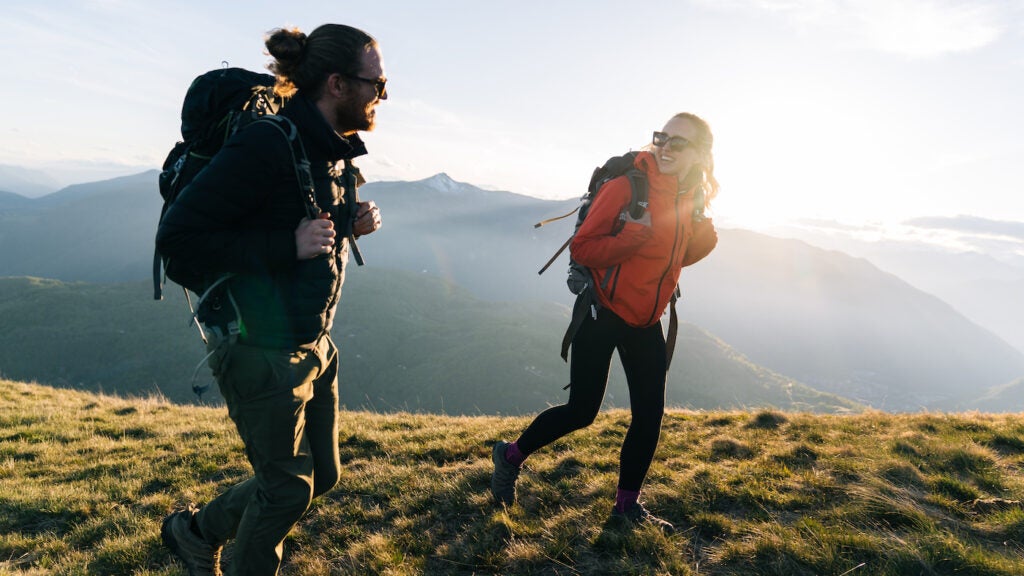 NextImg:Get Your Head in the Game: Tips for Staying Focused and Motivated on a Long-Distance Hike"
