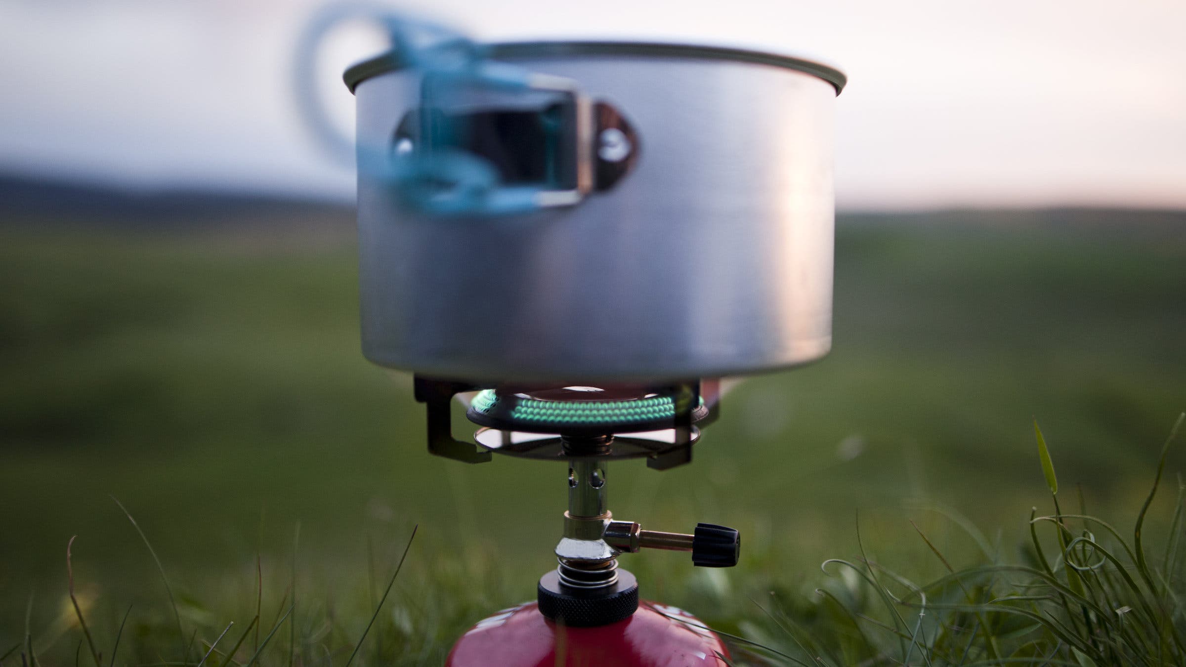 Camp stove
