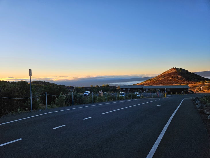 mauna kea visitor center in the morning light
