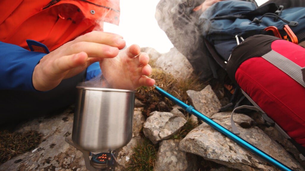 NextImg:Numb Fingers While Winter Hiking? You Might Have This Condition.