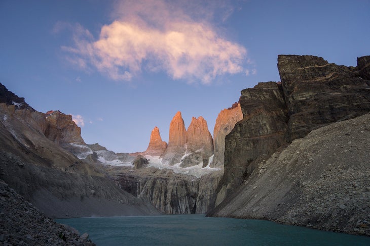 O Circuit in Chile mountains and lake