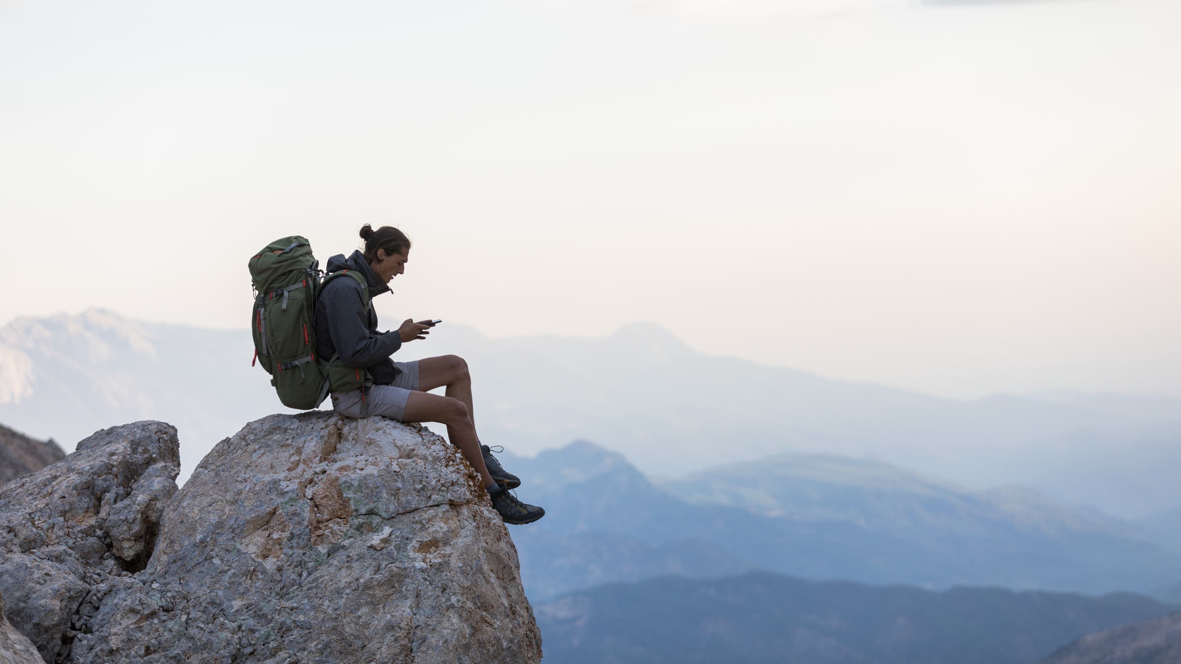 backpacking without a laptop Simond Men's Mt100 Easyfit 70L Pack Our team of enthusiasts designed this easily adjustable 70 L backpack for multi Here is how I pack
