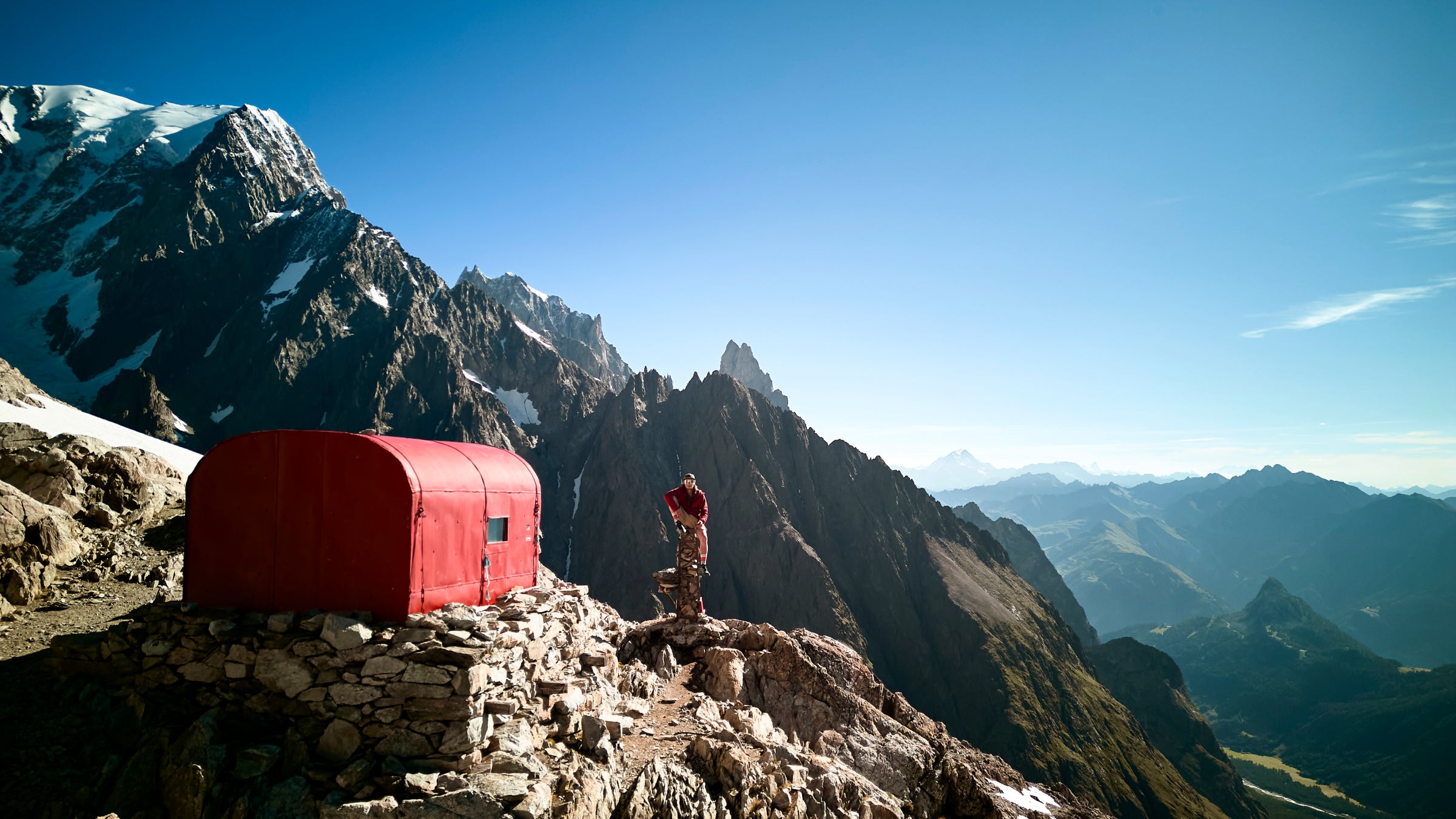 Courmayeur-Mont-Blanc_h.jpg