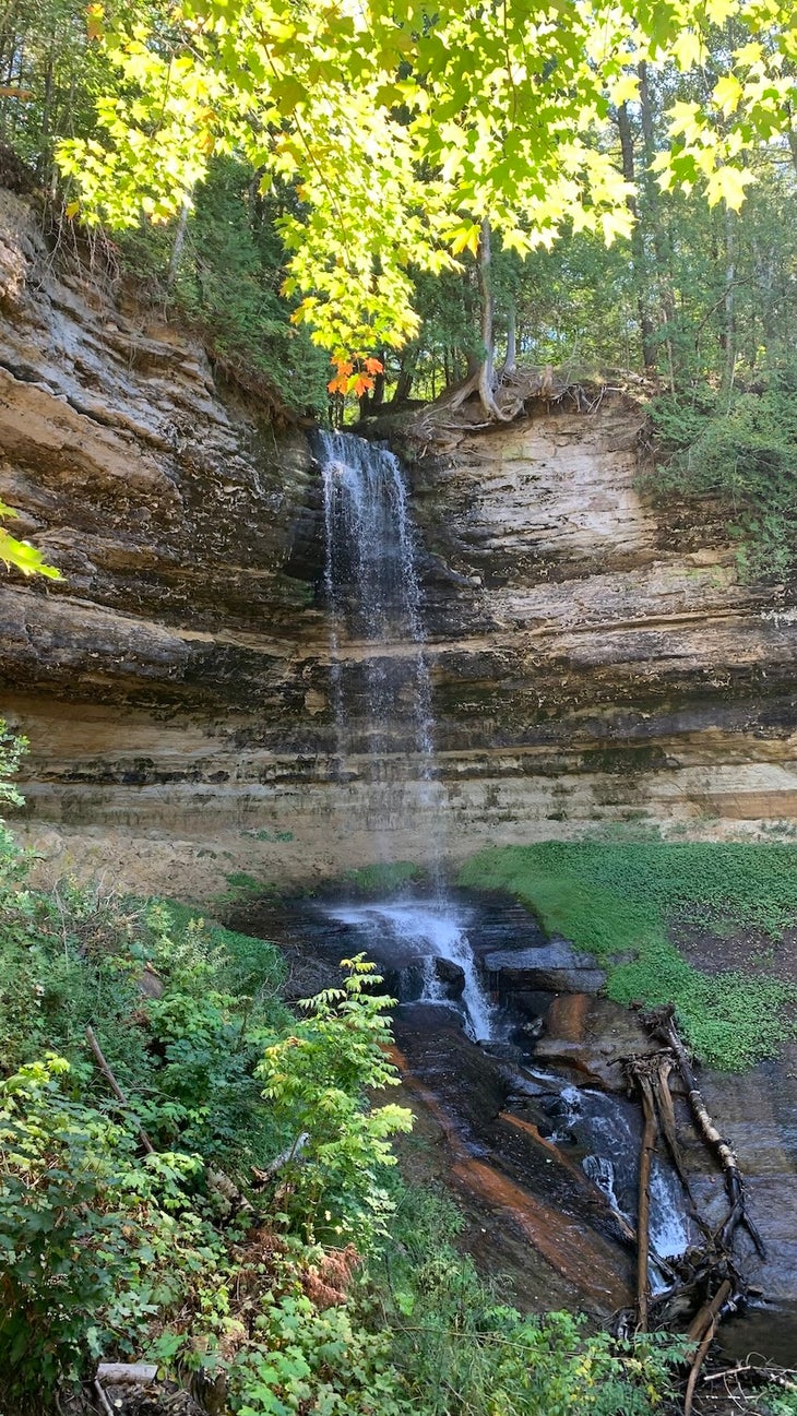 This Lakeshore Path Is the Most Scenic 40 Miles In The Midwest